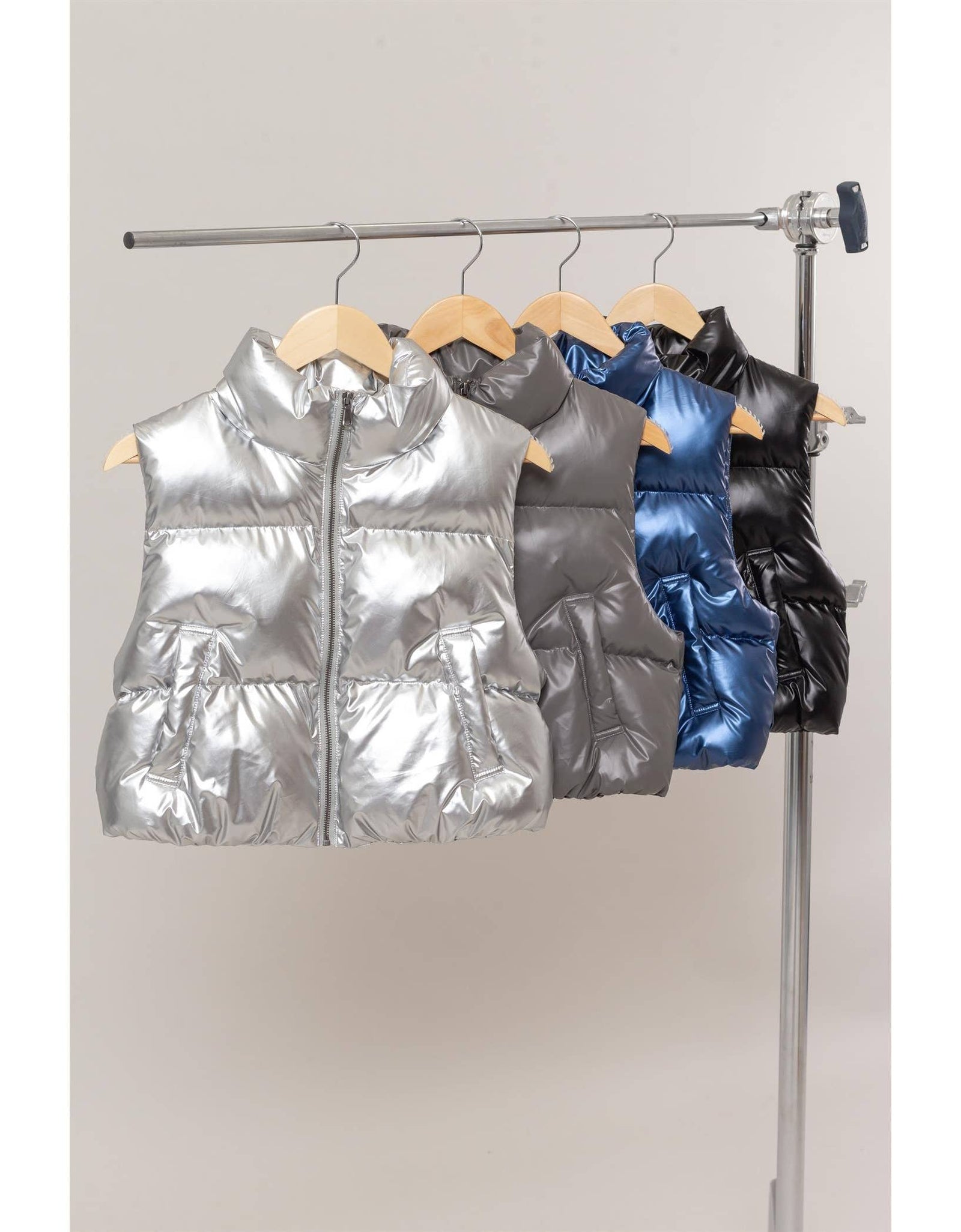 DZ24F568-Metallic Puffer Vest