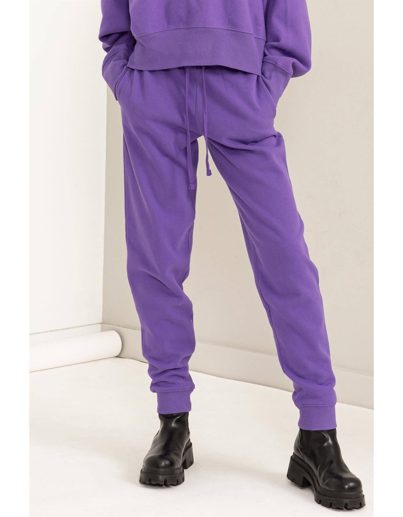 DZ24A332-Mid-rise Drawstring Jogger Pants