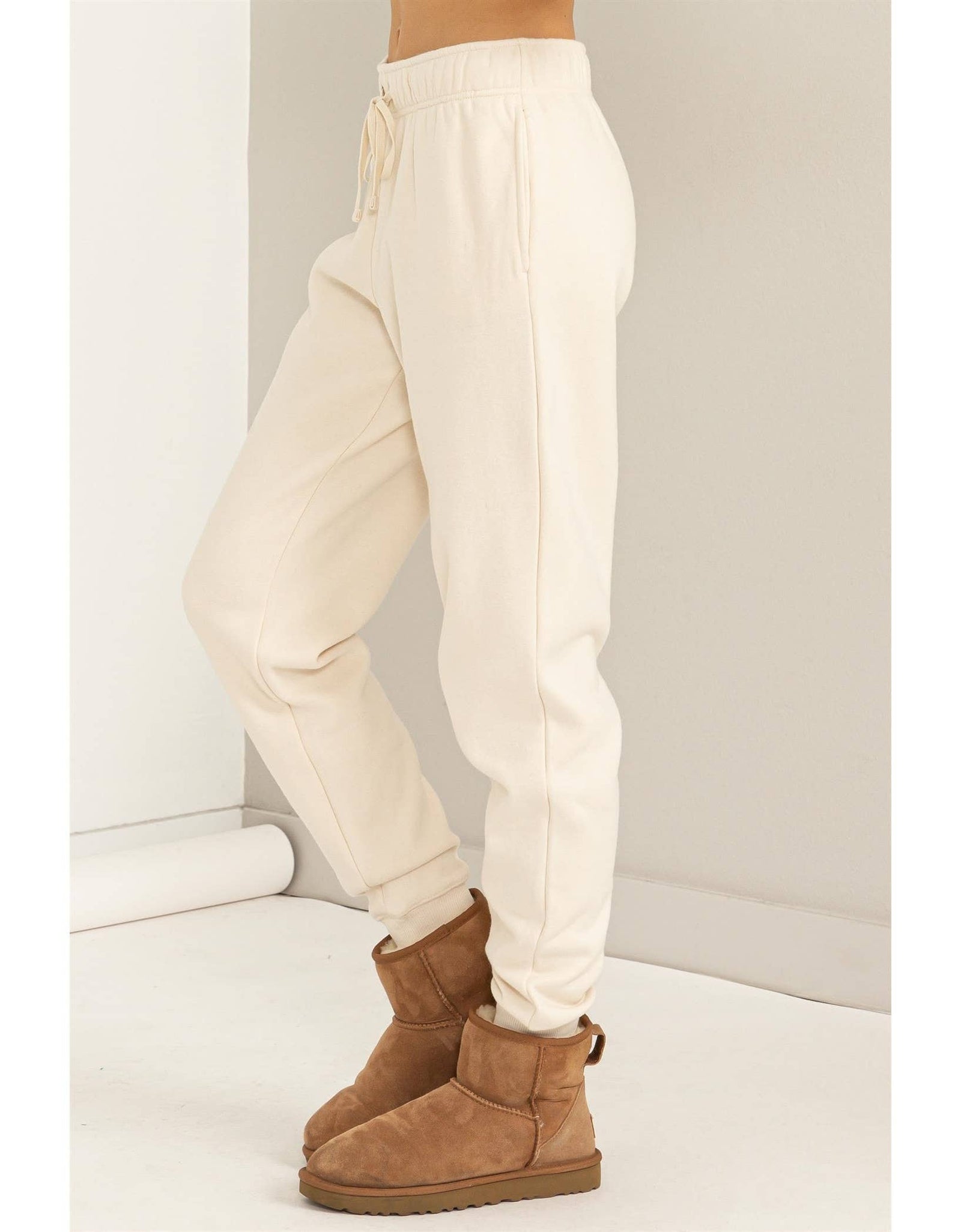 DZ24A332-Mid-rise Drawstring Jogger Pants