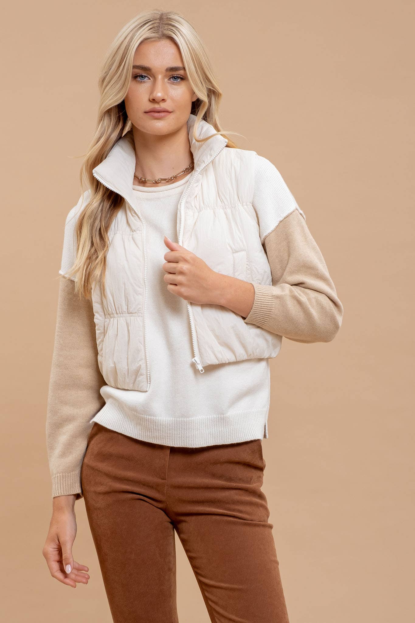 COLLARED ZIP UP CROPPED PUFFER VEST