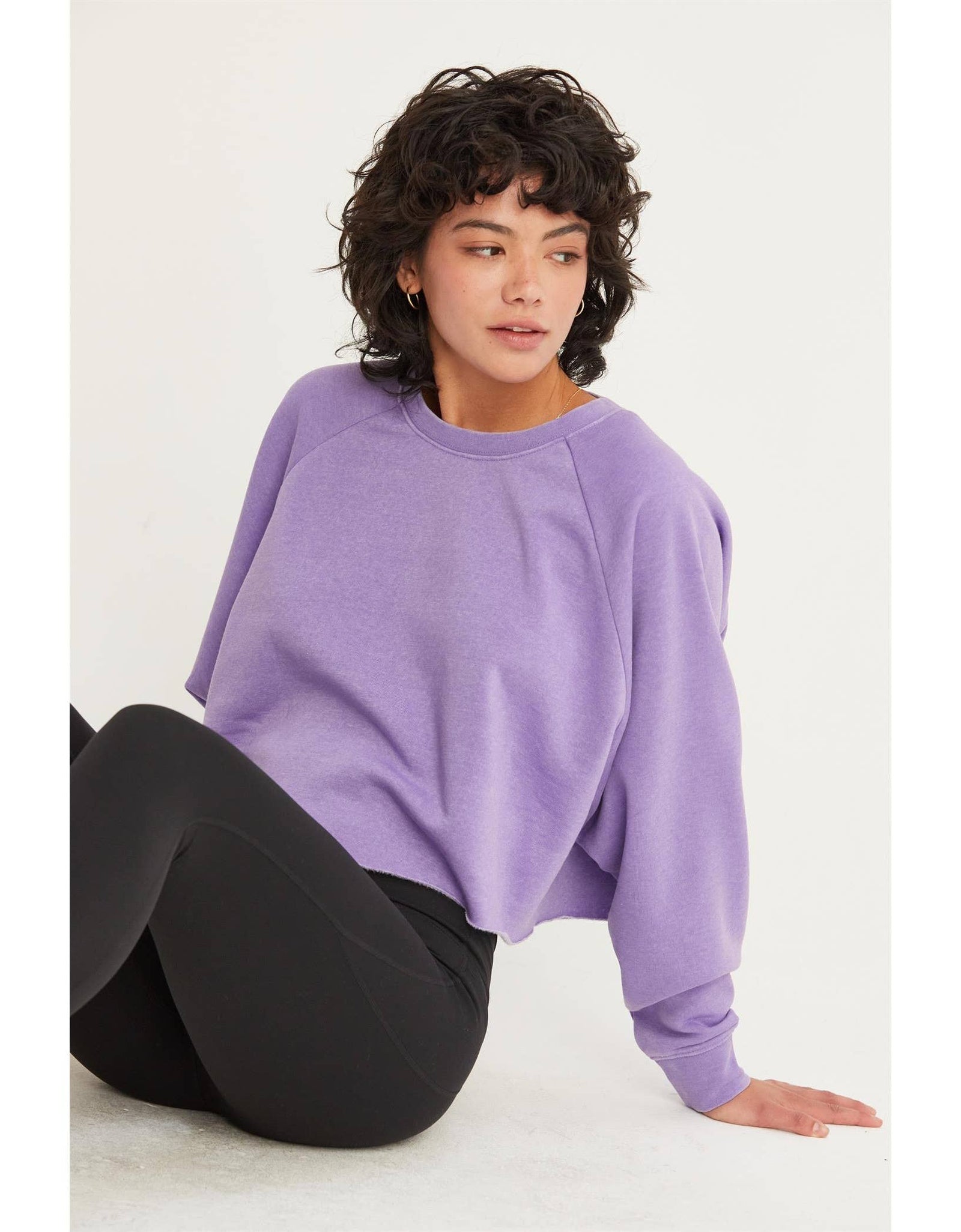 DZ25A138-Raw Hem Cropped Sweatshirt