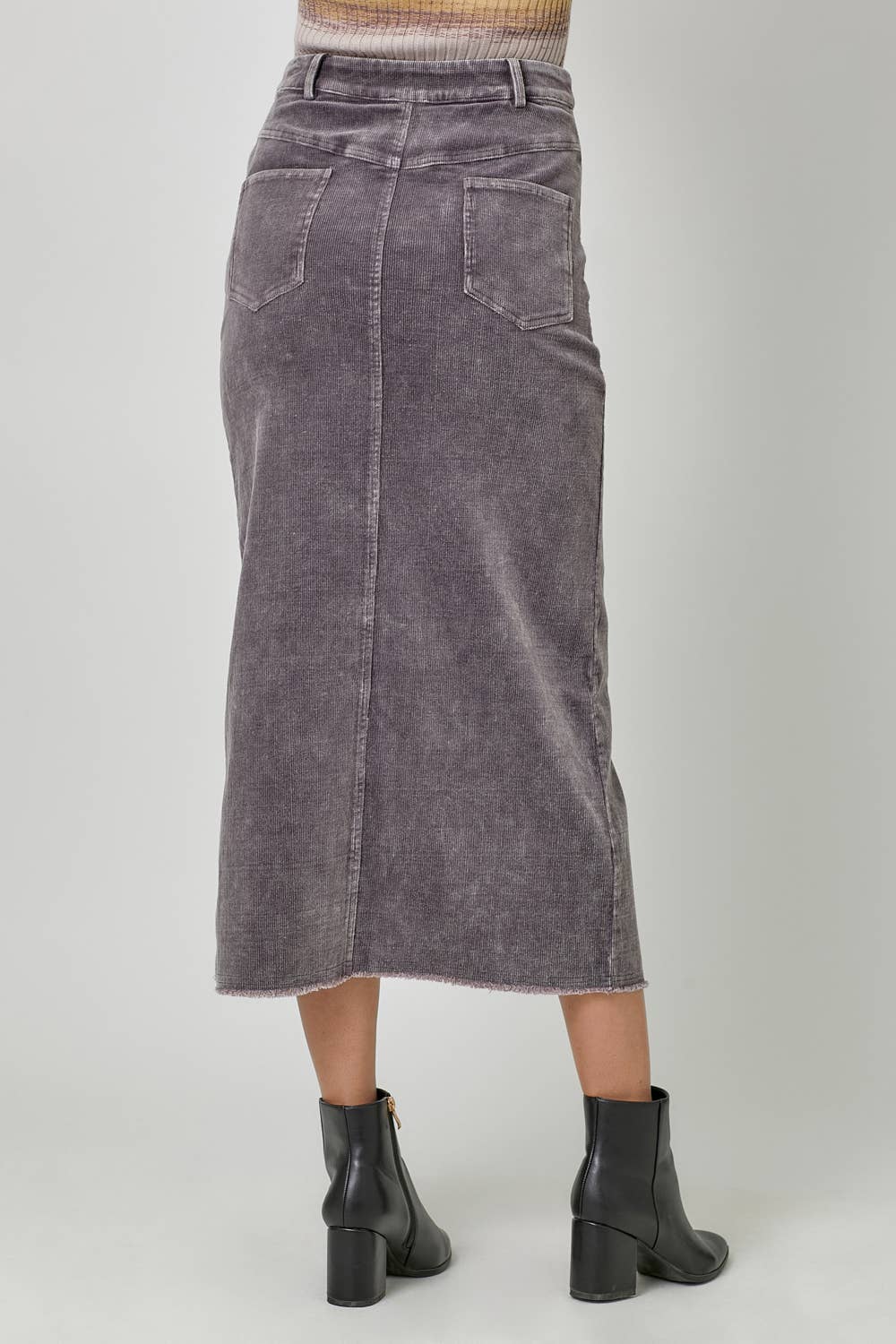 60742 Washed Front Slit Corduroy Skirt