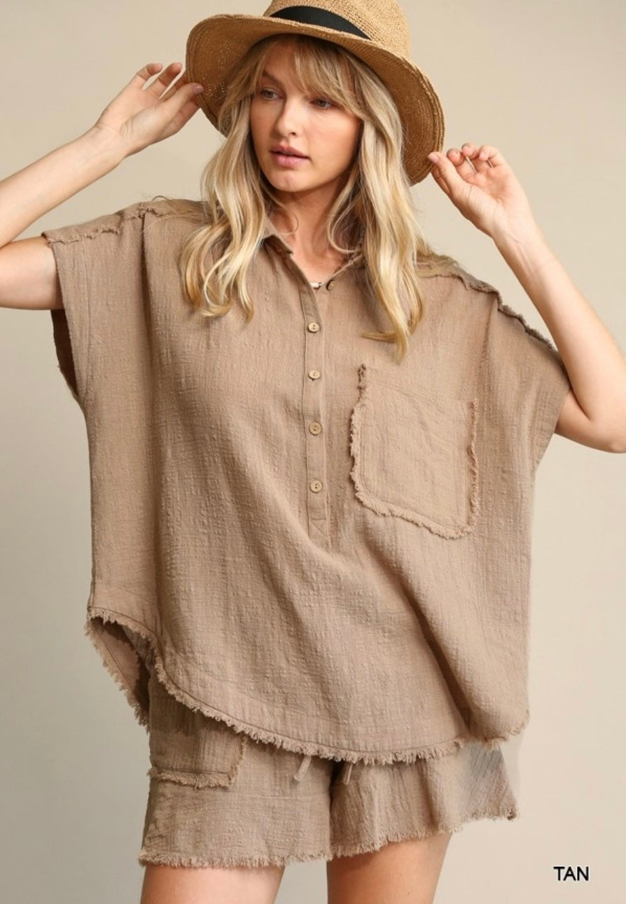 GiGio Tan raw edge dolman sleeve shirt