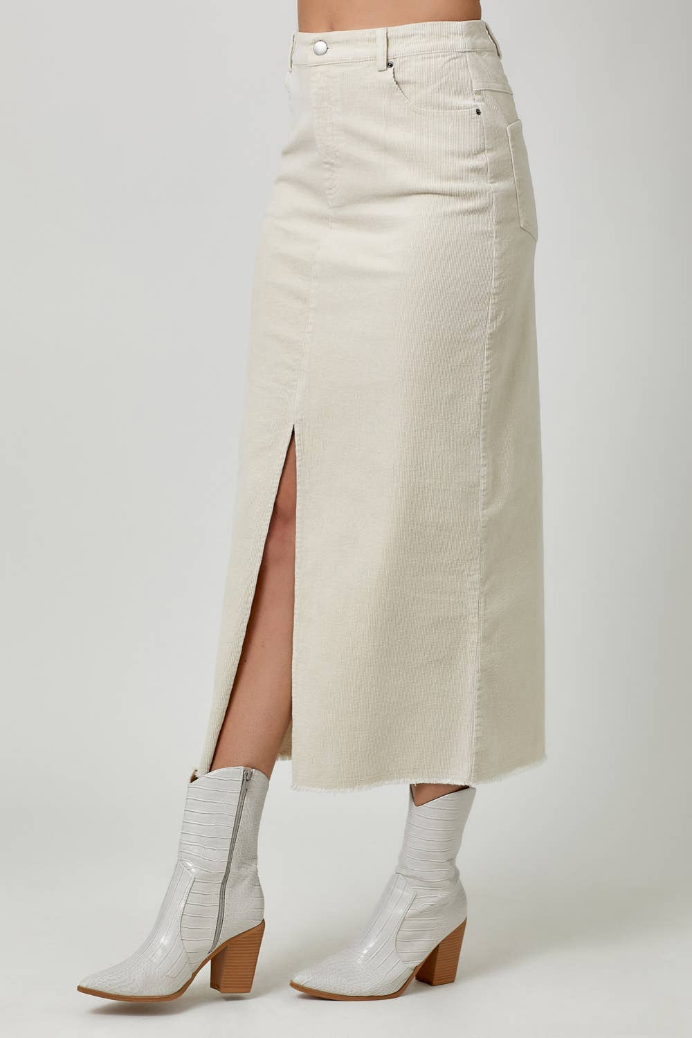 60742 Washed Front Slit Corduroy Skirt