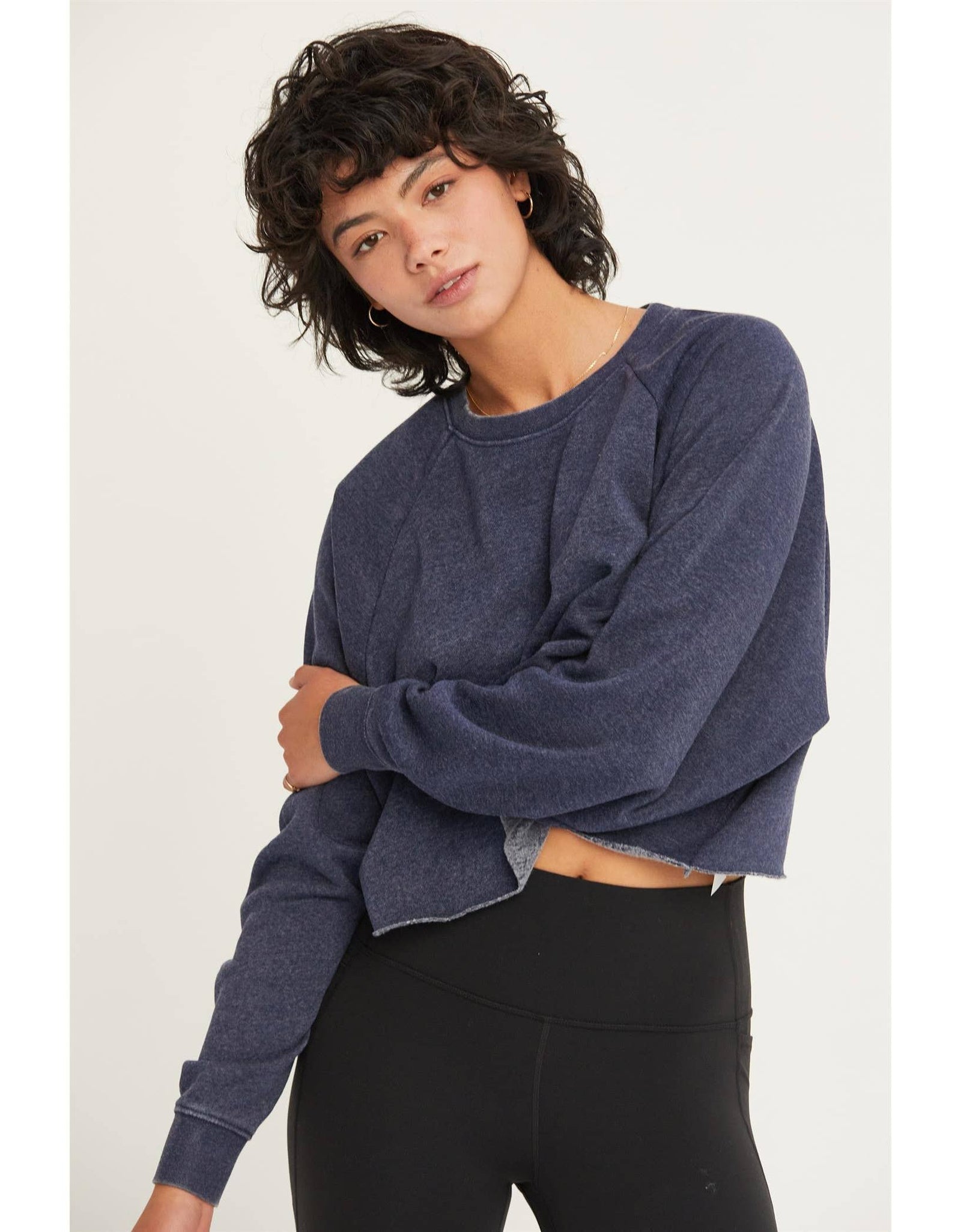 DZ25A138-Raw Hem Cropped Sweatshirt