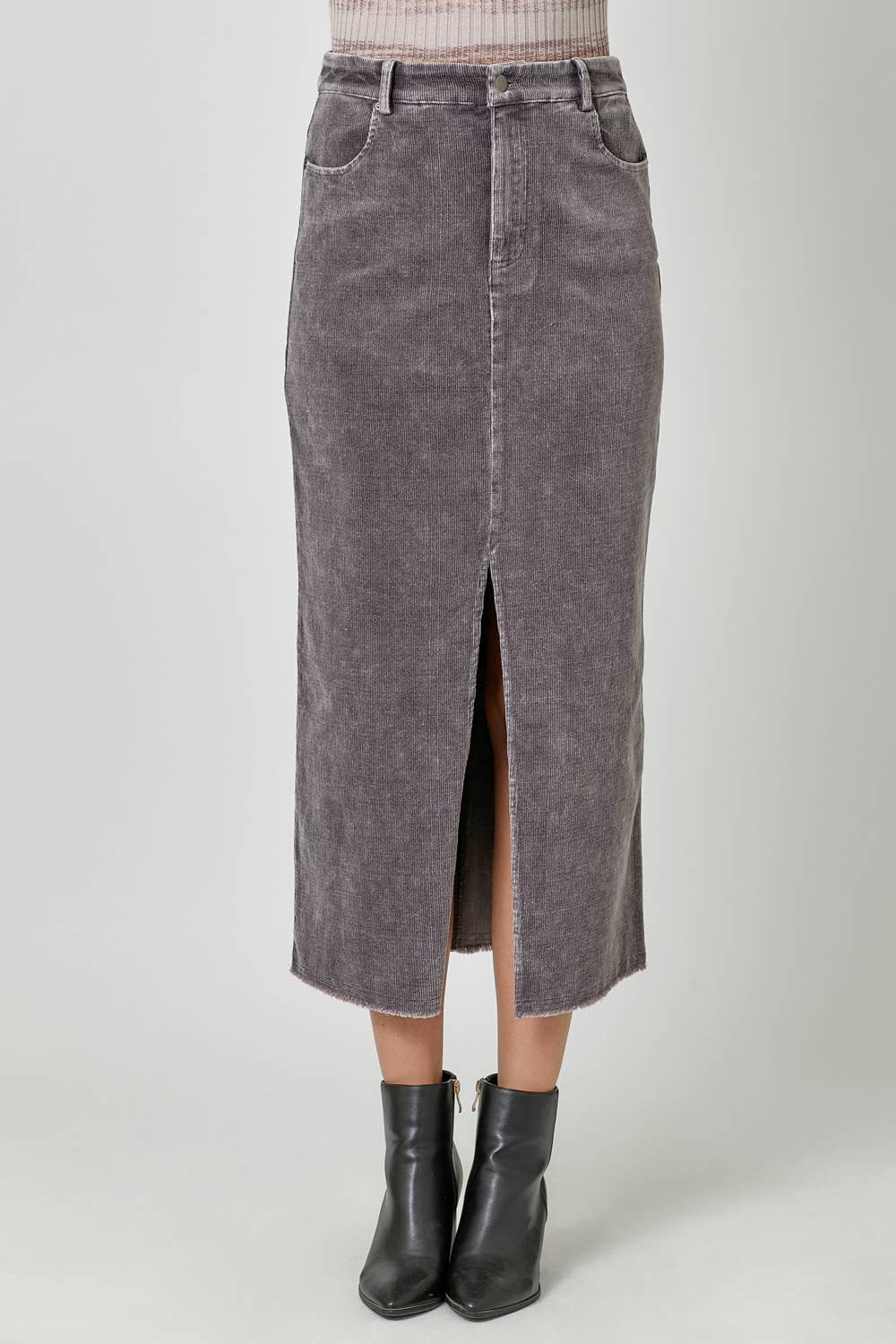 60742 Washed Front Slit Corduroy Skirt