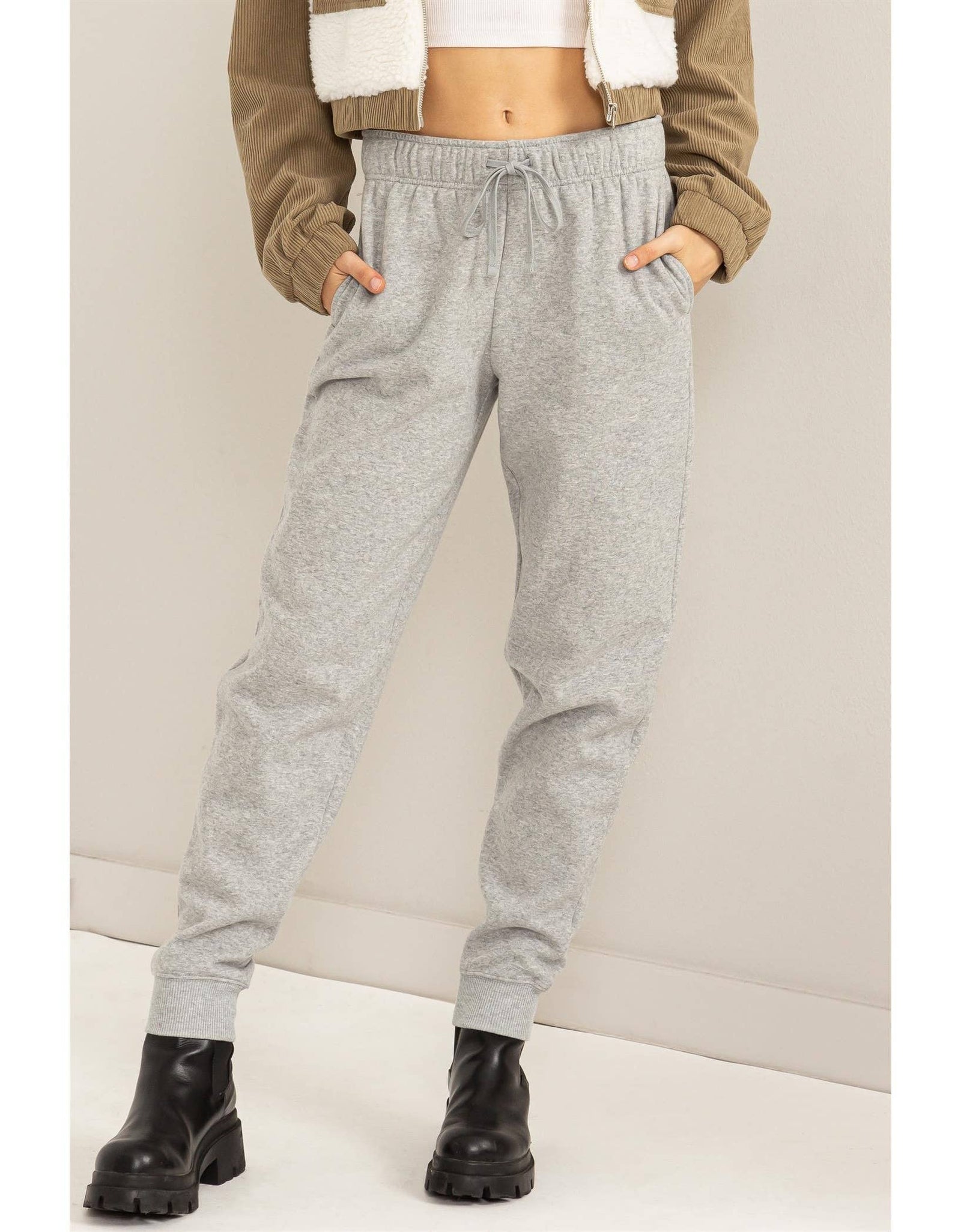 DZ24A332-Mid-rise Drawstring Jogger Pants